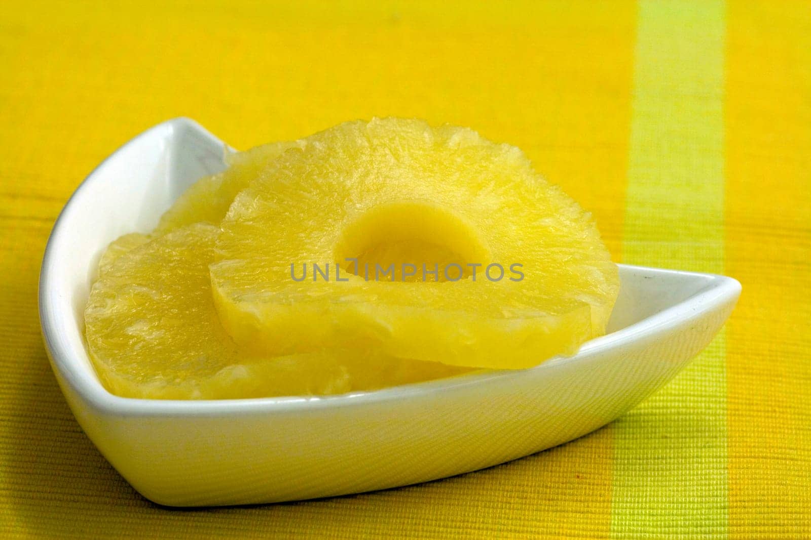 Pineapple rings