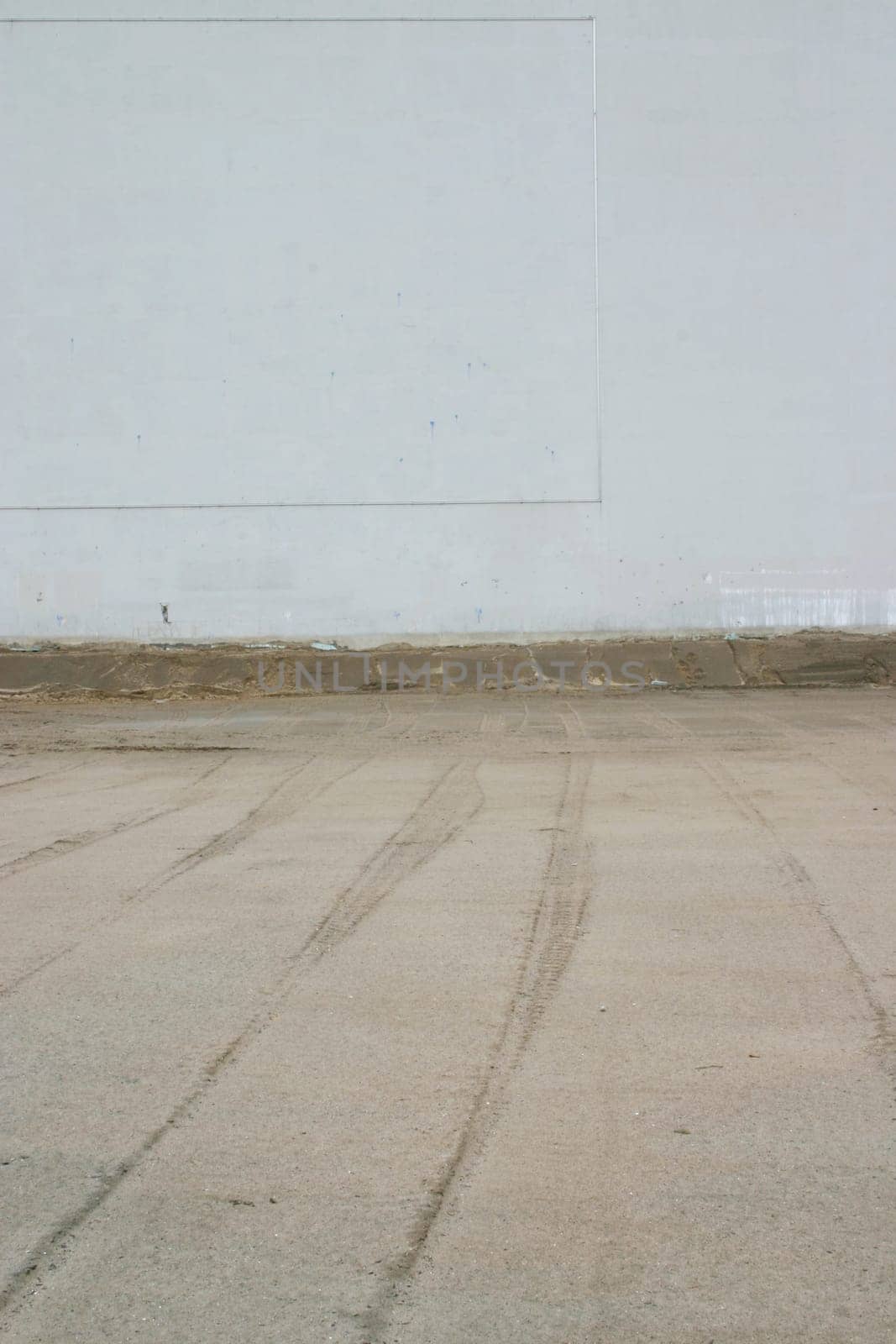 Earth and concrete