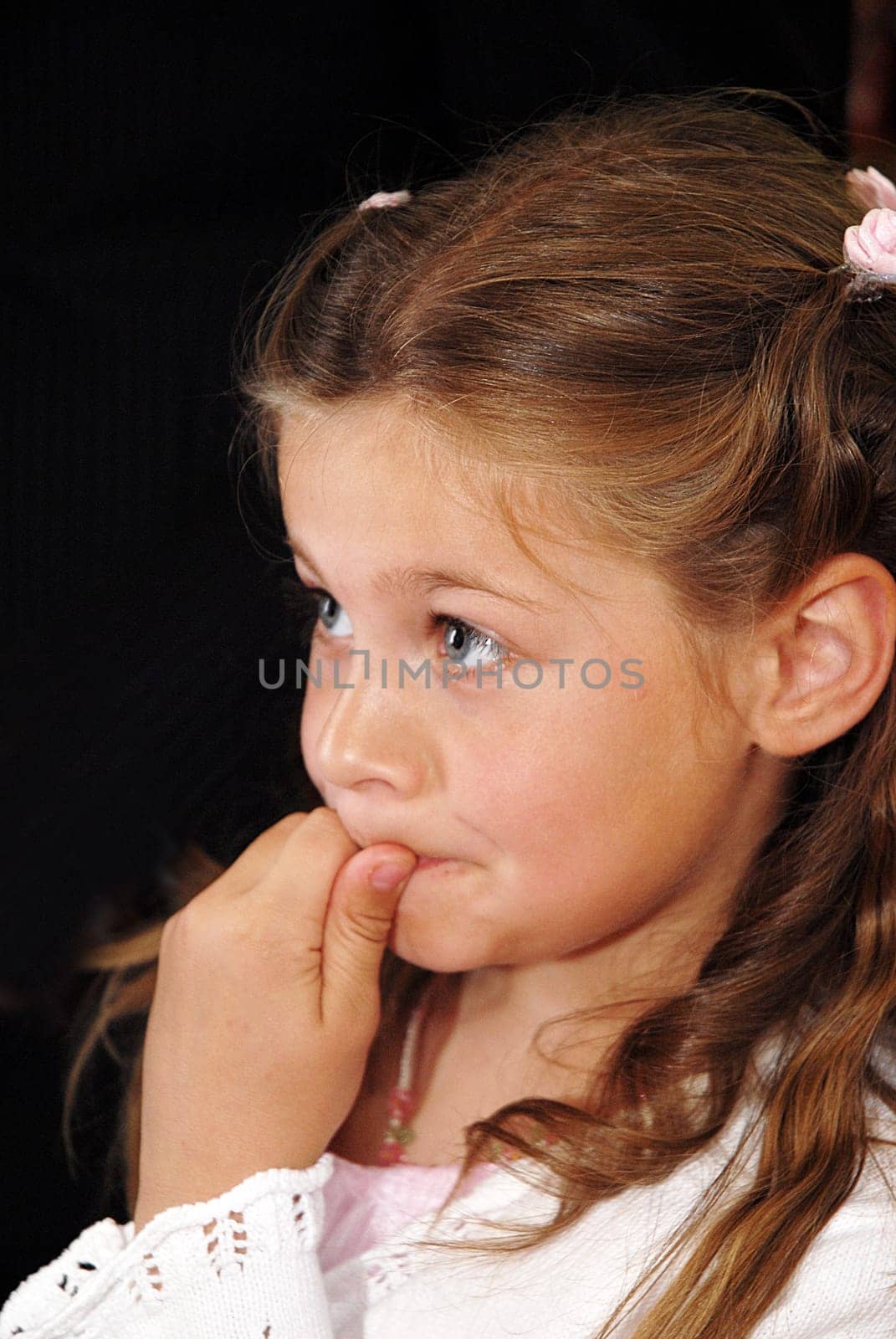 The little mouse was a little surprised when mom and dad kissed each other at the wedding......!:-)