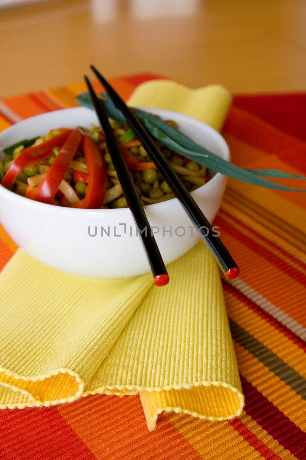 Miennoodles with vegetables