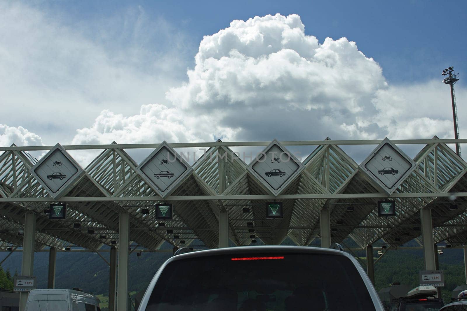 Toll booth for cars