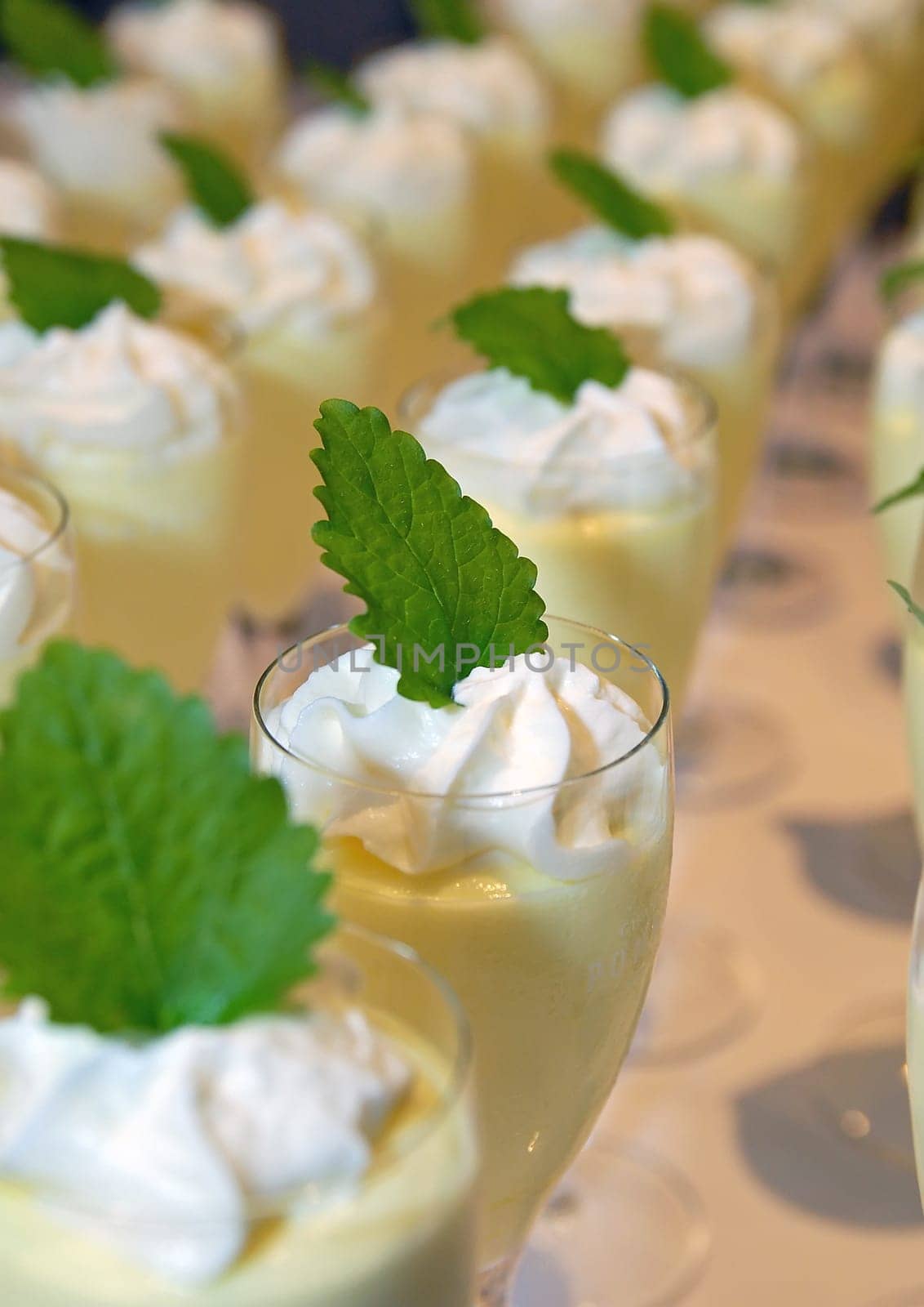 Lemon dish