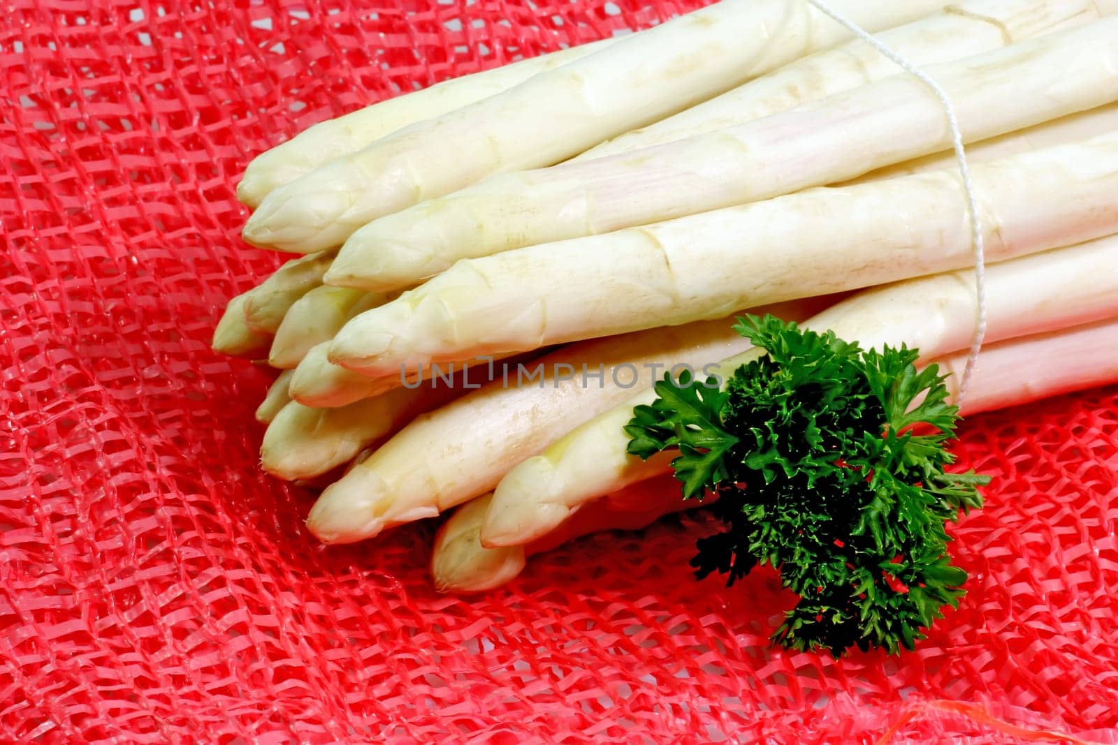 Asparagus stalks with parsley