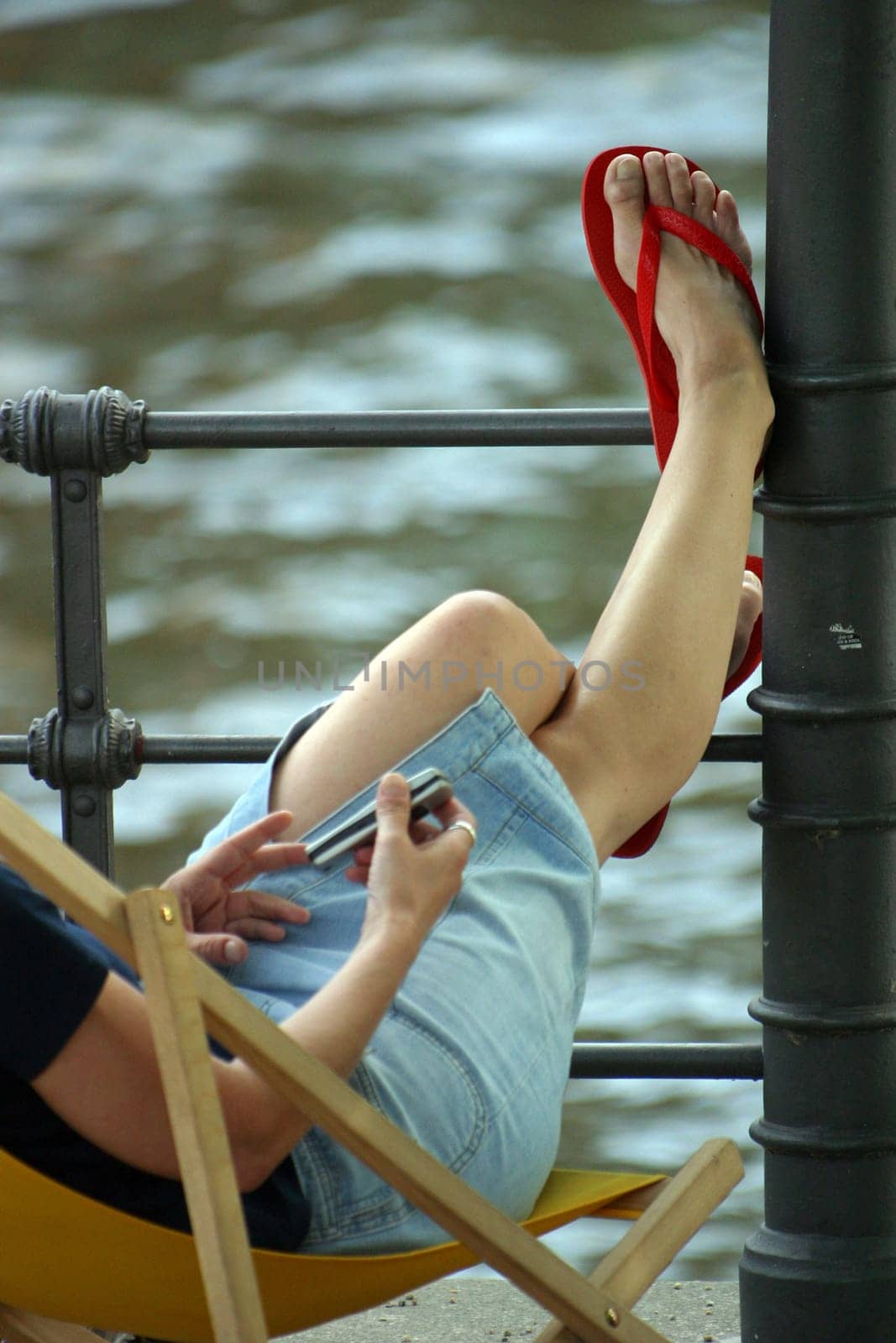 red flip-flops on the Spree