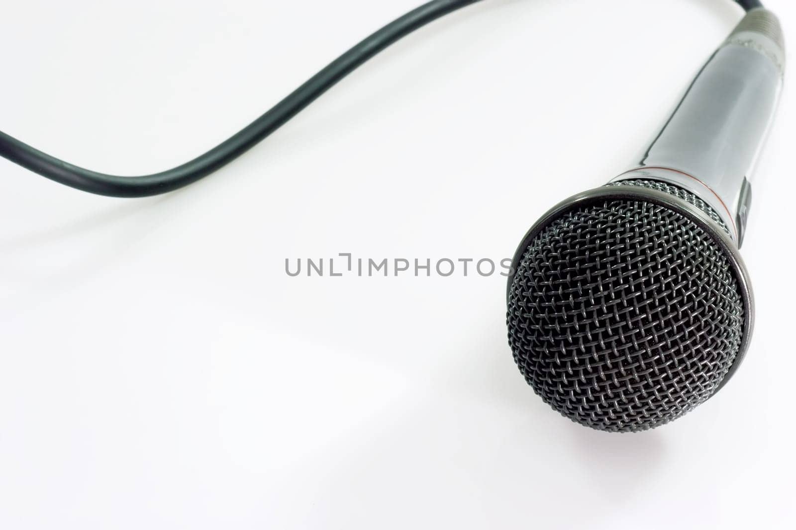Microphone