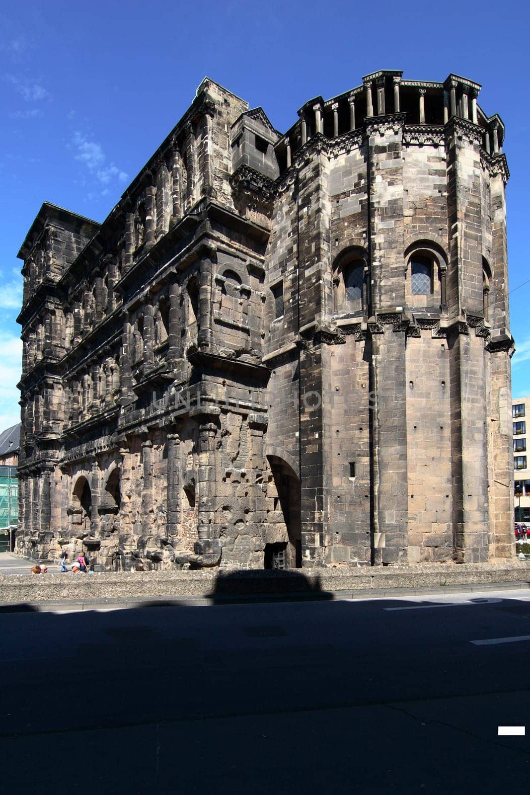 Porta Nigra lateral