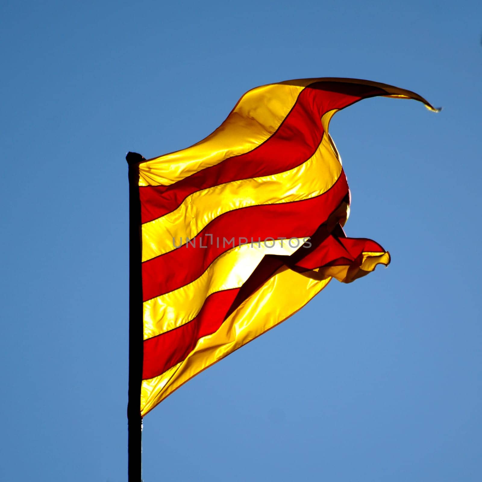 Yellow-red flag in backlight