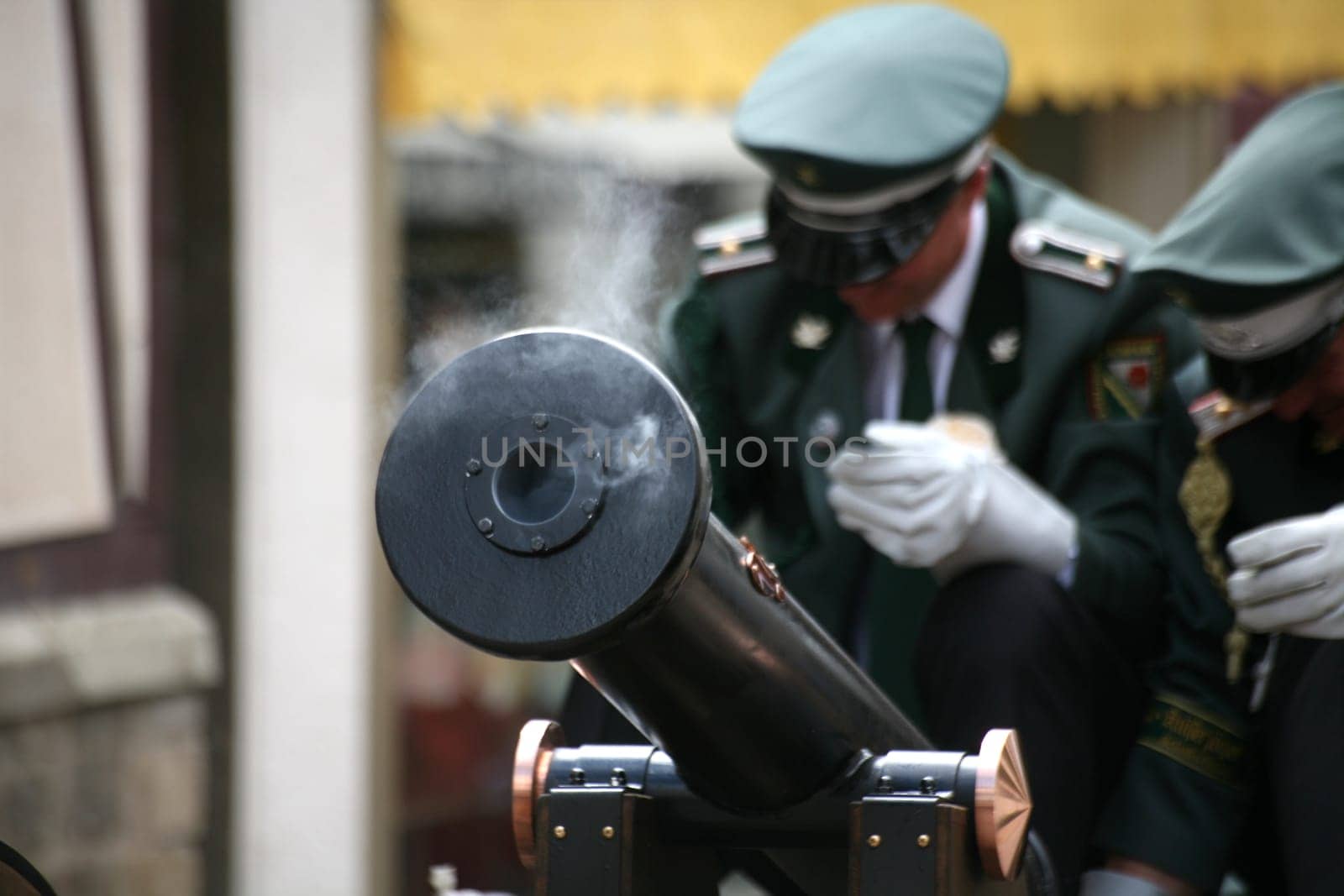 Cannon