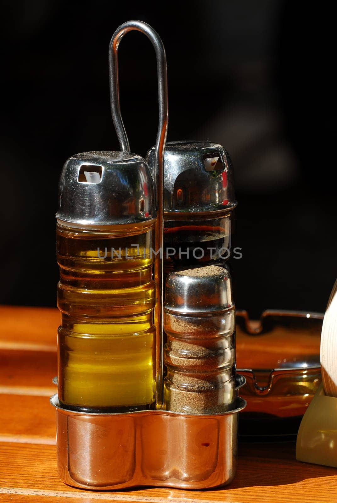 Vinegar and oil
