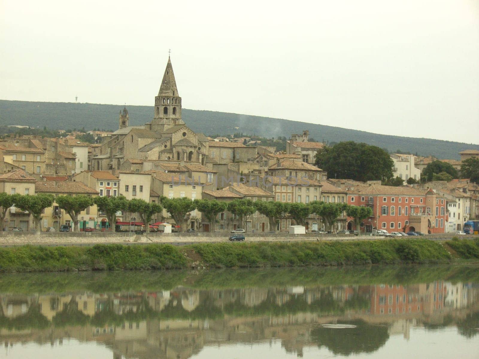 Bourg St Andeol 06