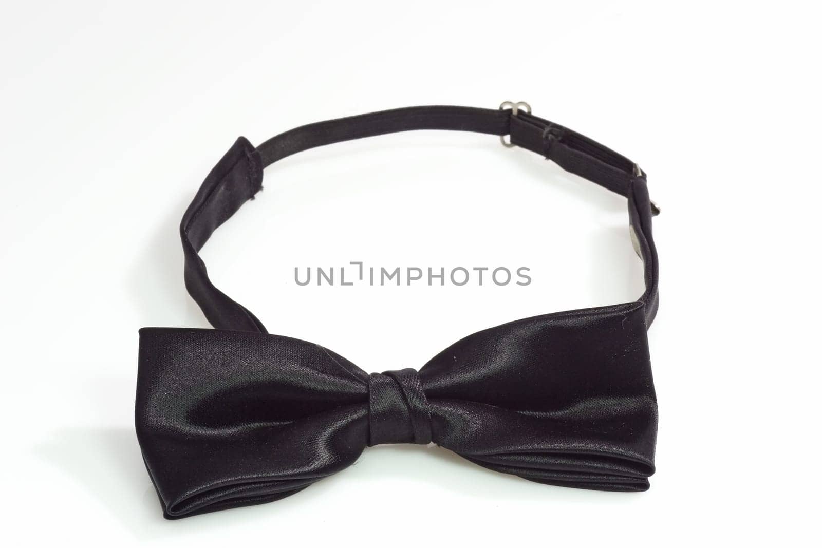 Men's bow tie