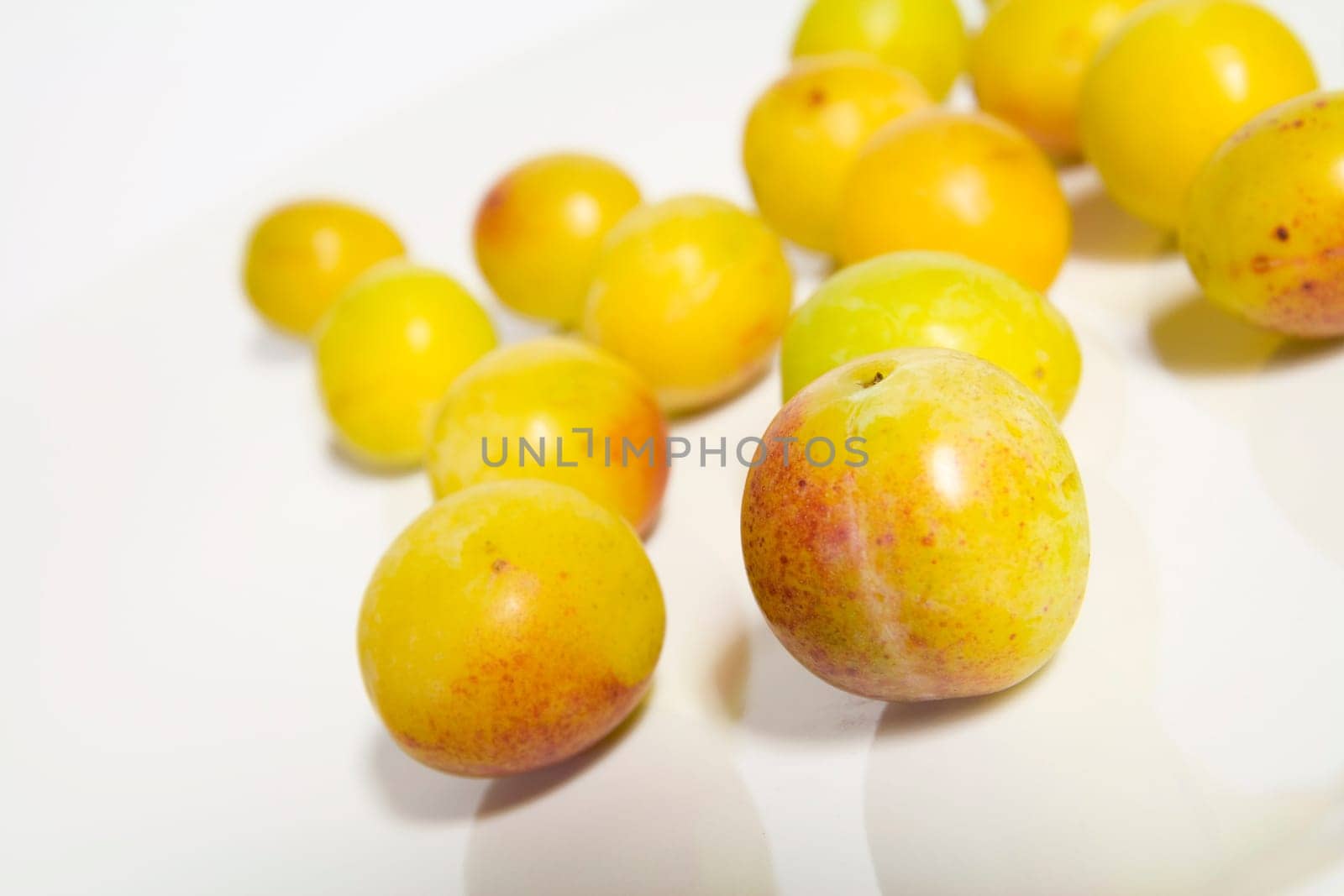 Mirabelle plums