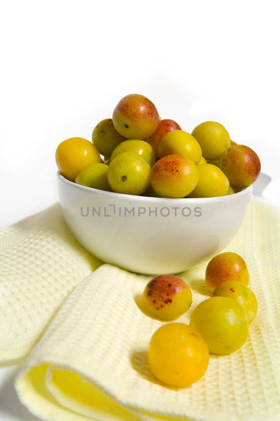 Mirabelle plums