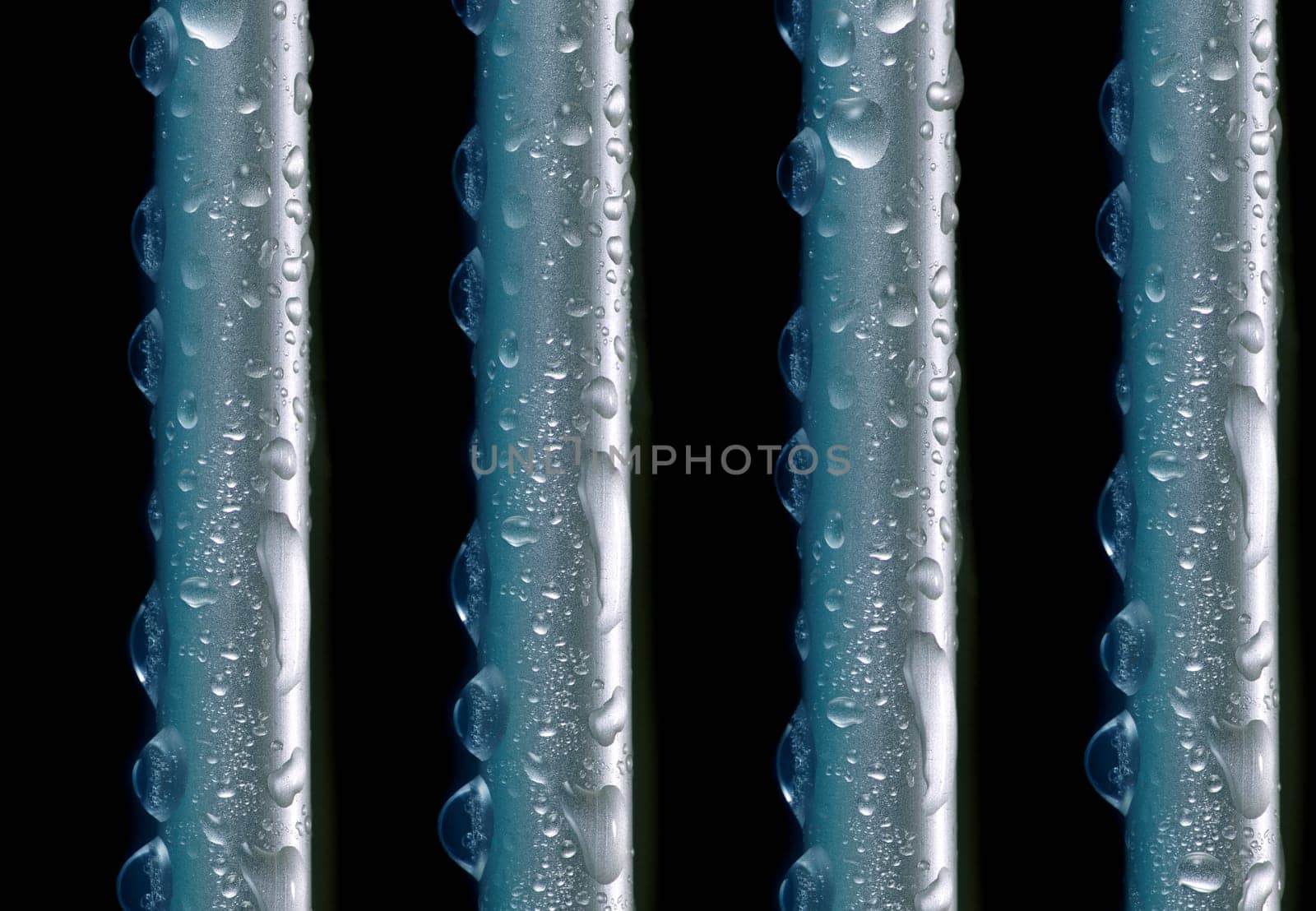Aluminum grille in the rain
