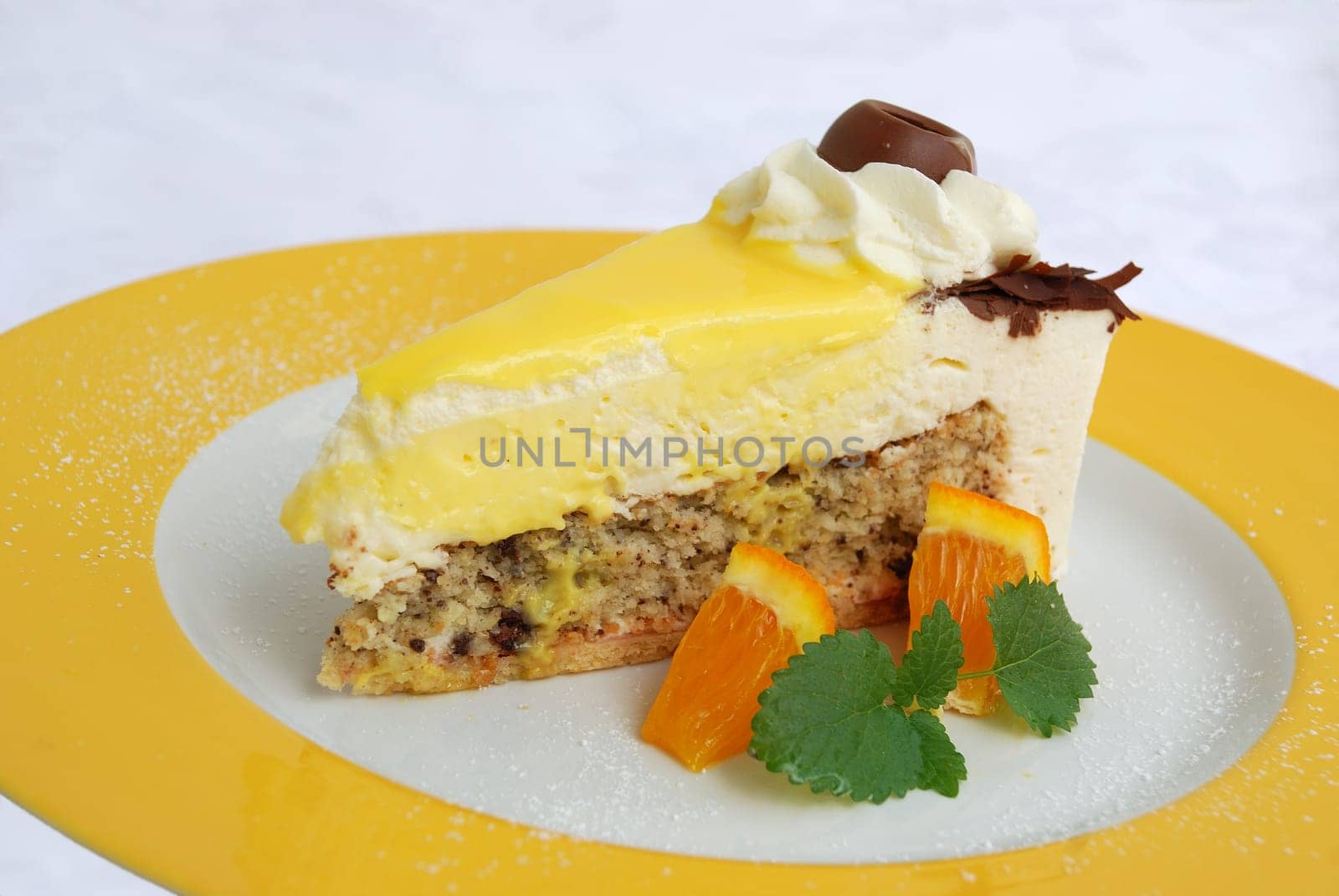 Egg Liqueur Gourmet Cake