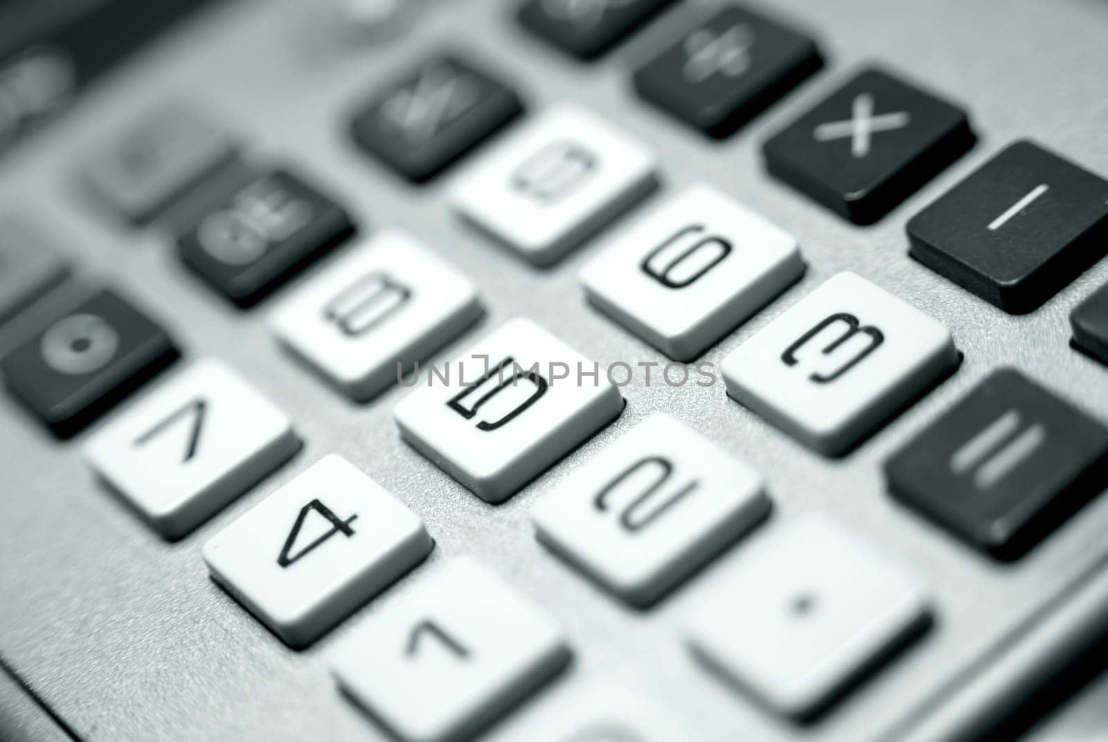 Calculator 04