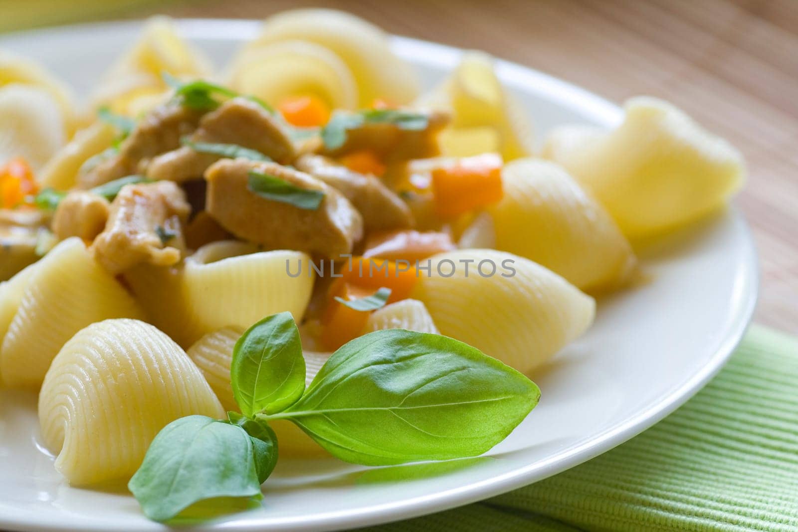 Sliced meat with noodles