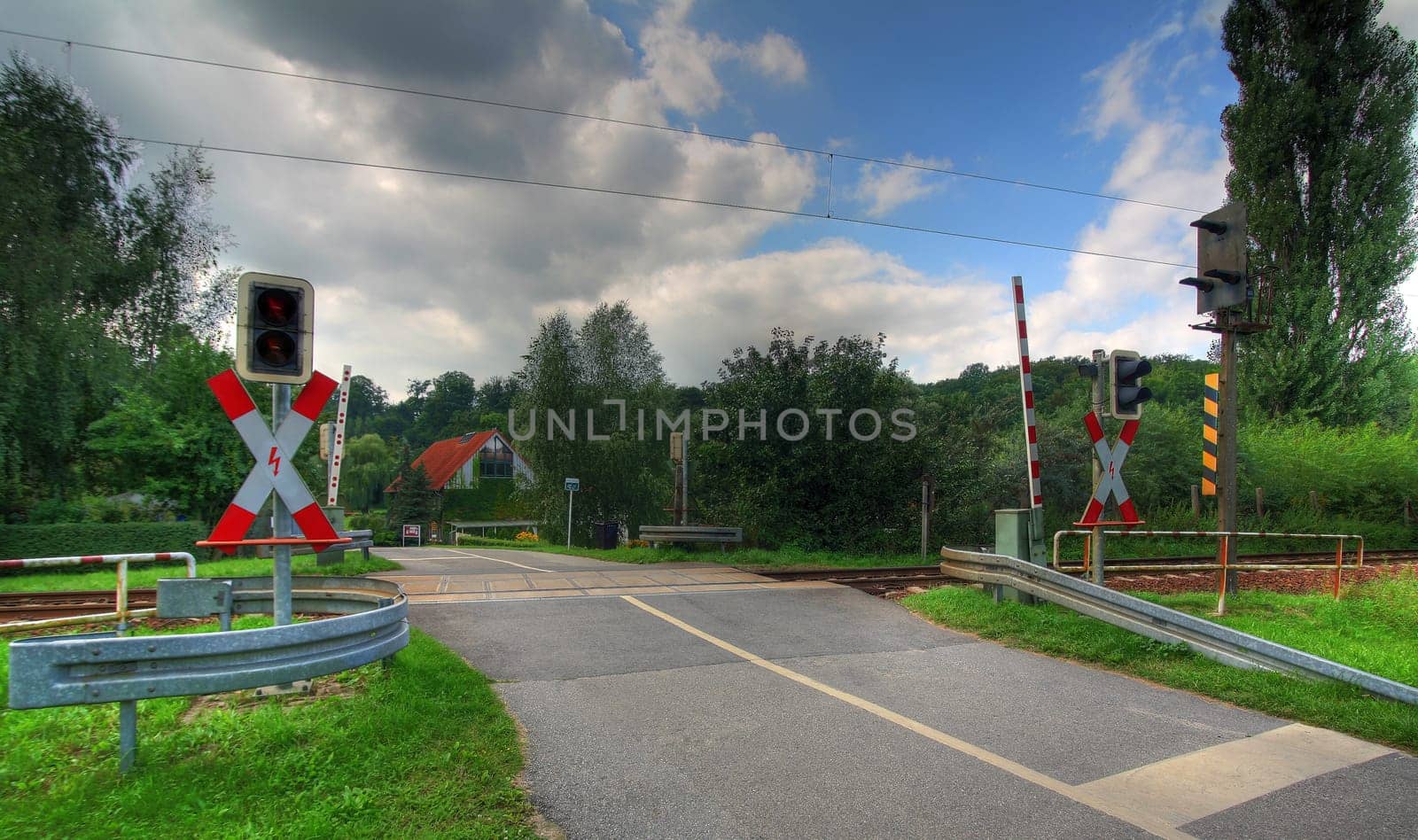 The inner beauty of the level crossing