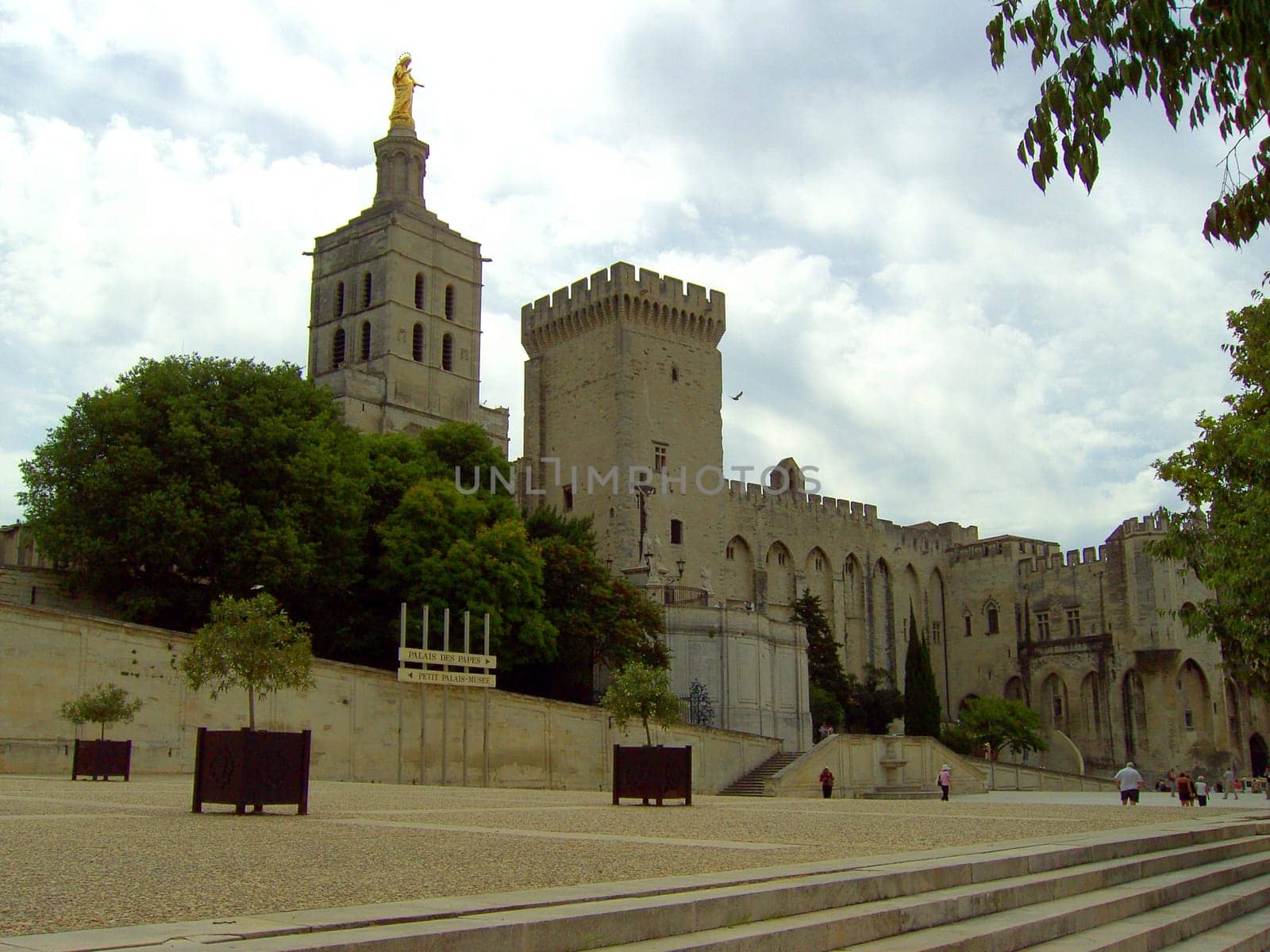 Avignon 01