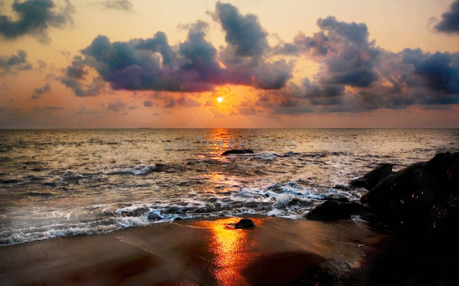 .. truly pompous twilight is given to me by the Atlantic at the Eqautor in abundance