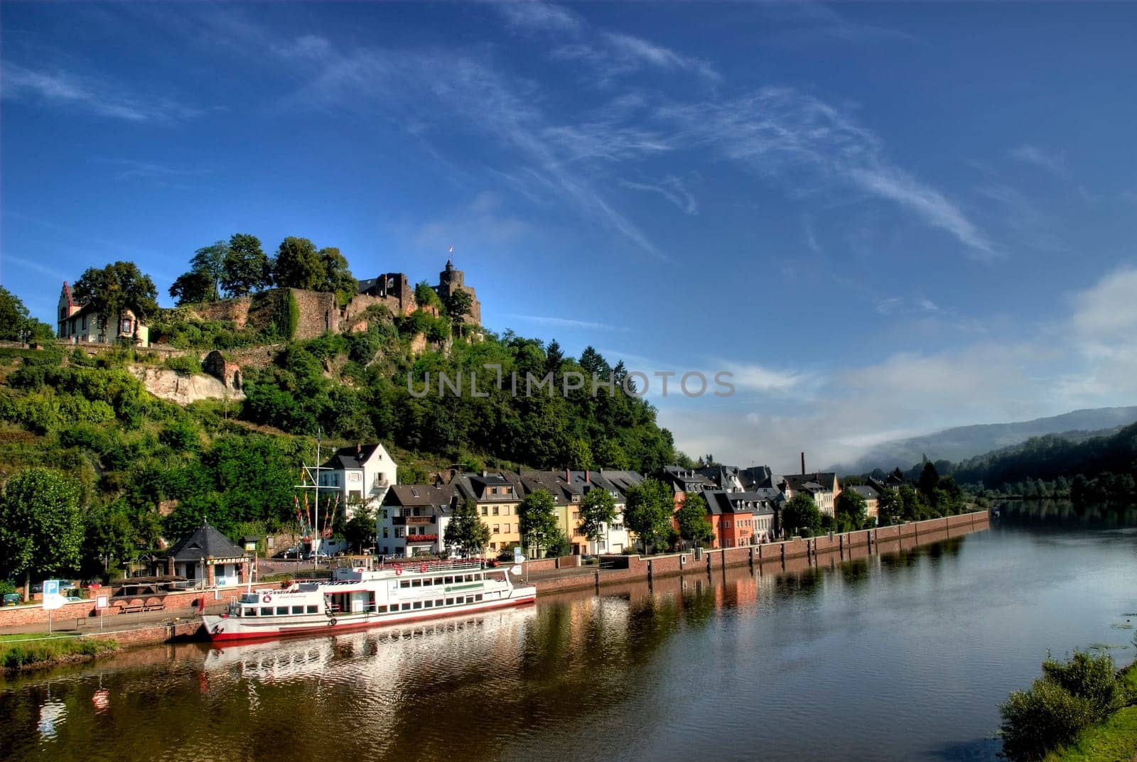 Saar Romance