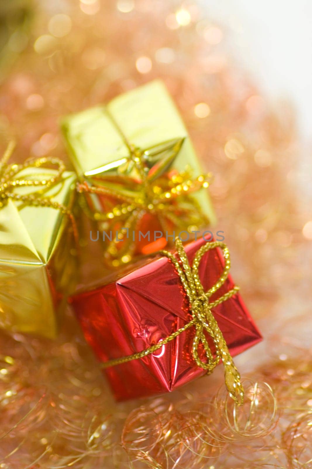 golden packets