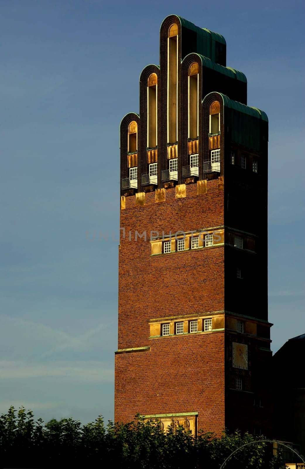 WEDDING TOWER