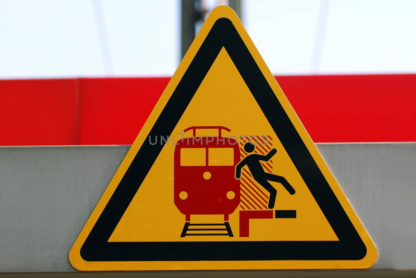 Platform edge