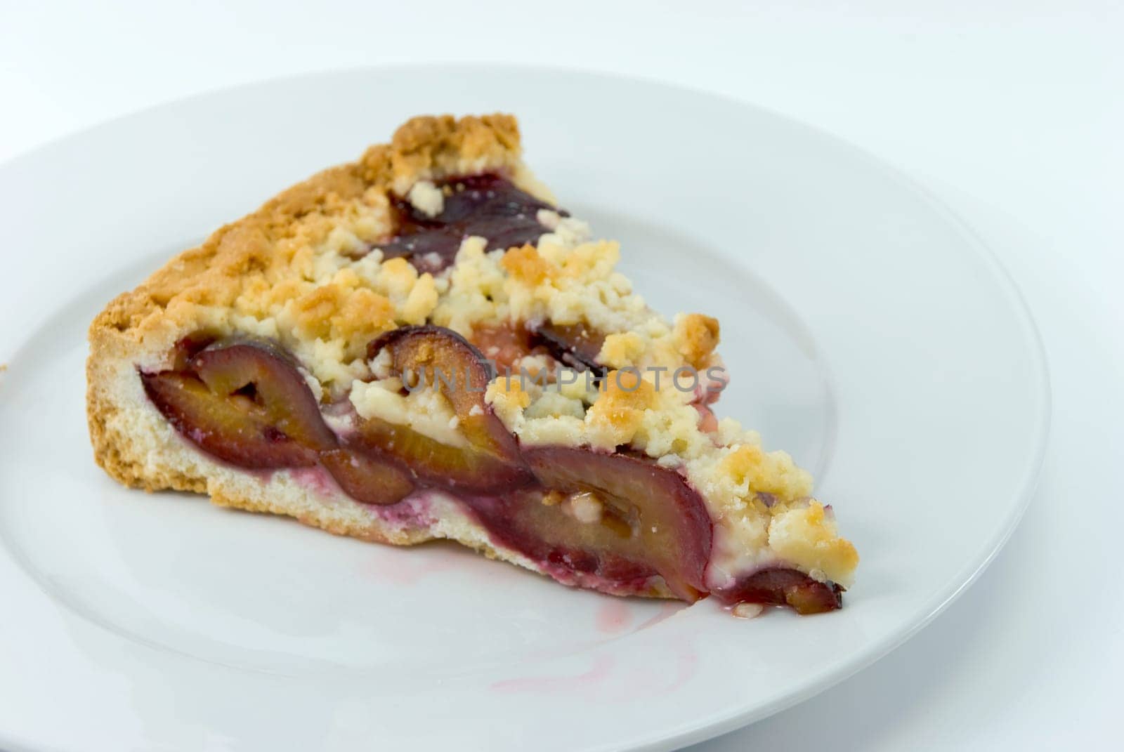 Plum cake crumble cake