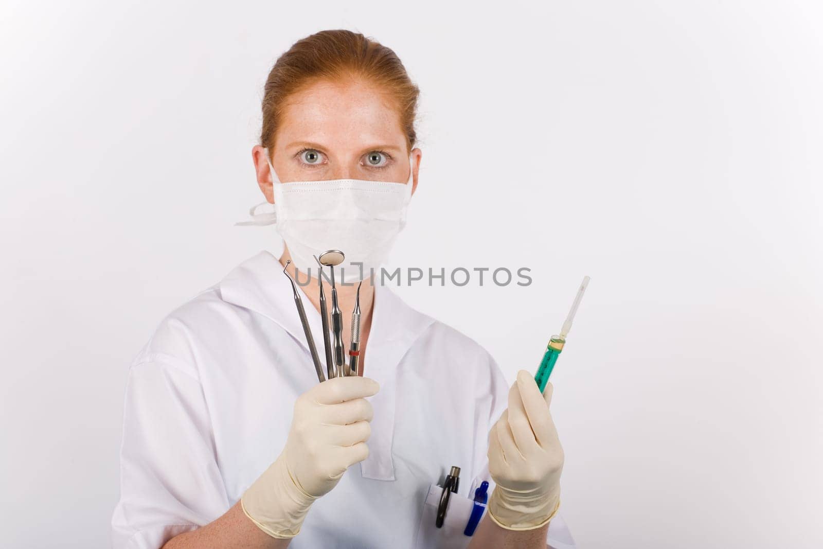 Dental assistant