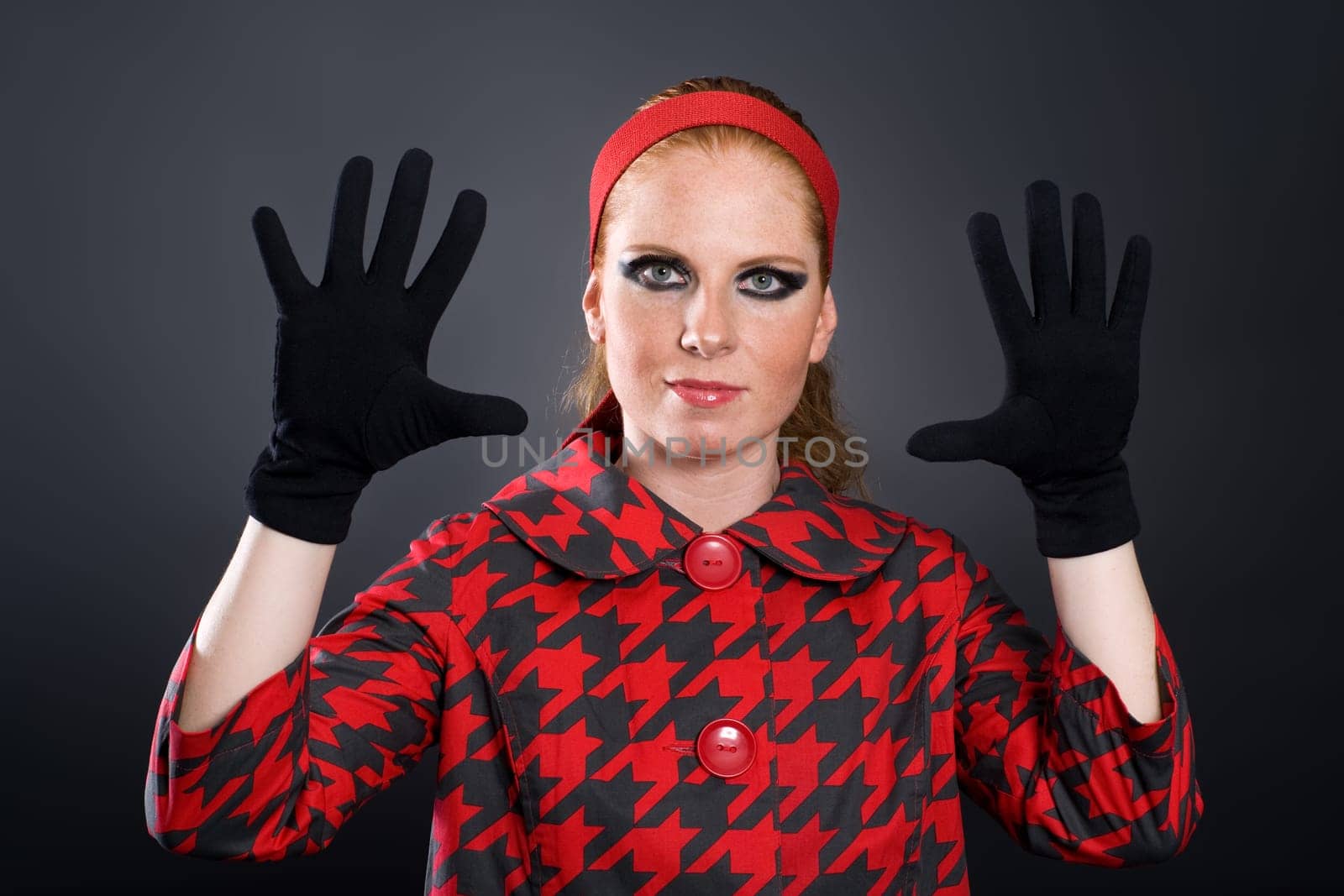 Show all 10 fingers