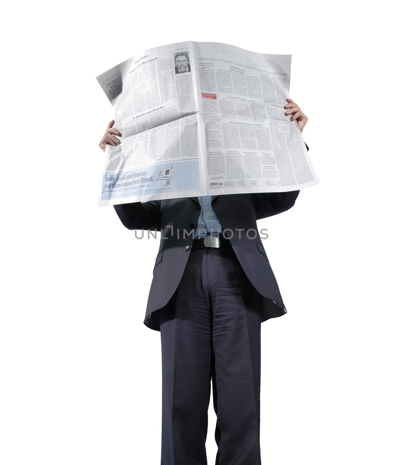 Newspaper Reader 3