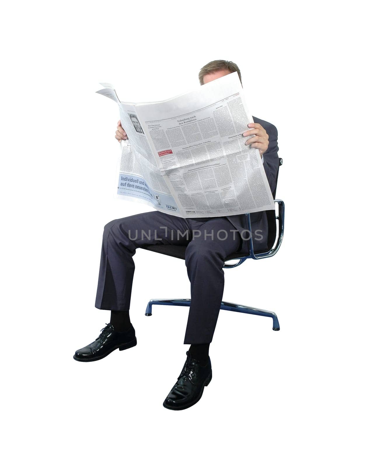 Newspaper Reader 1