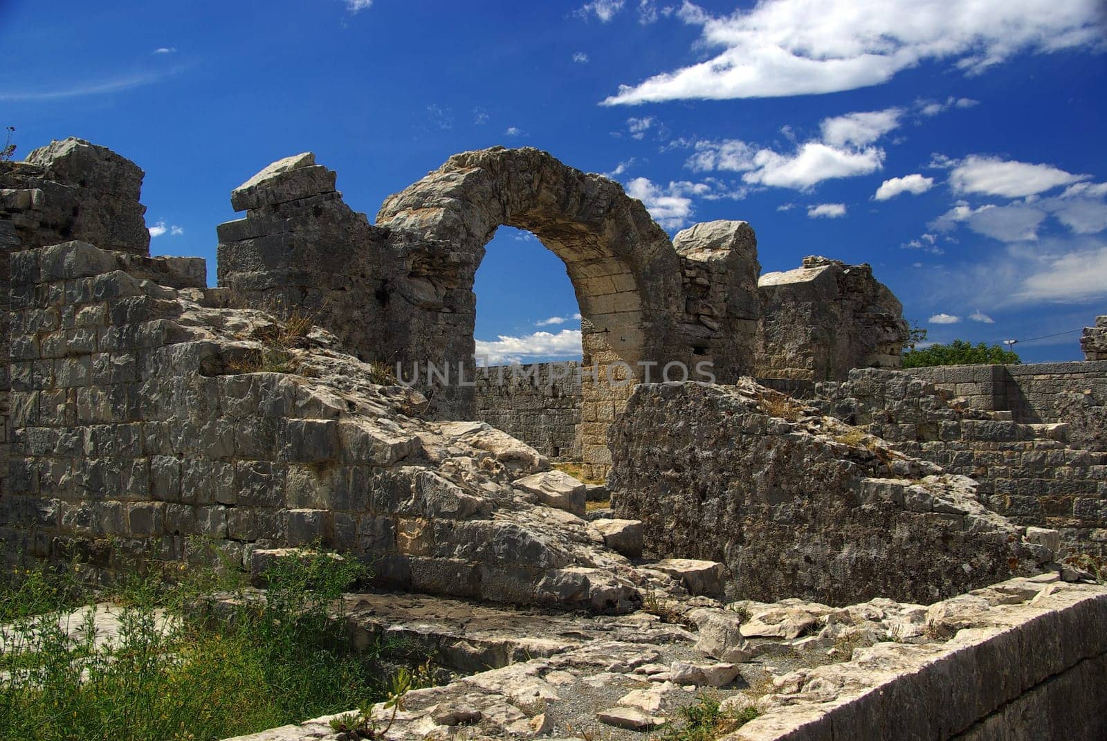 Salona 09