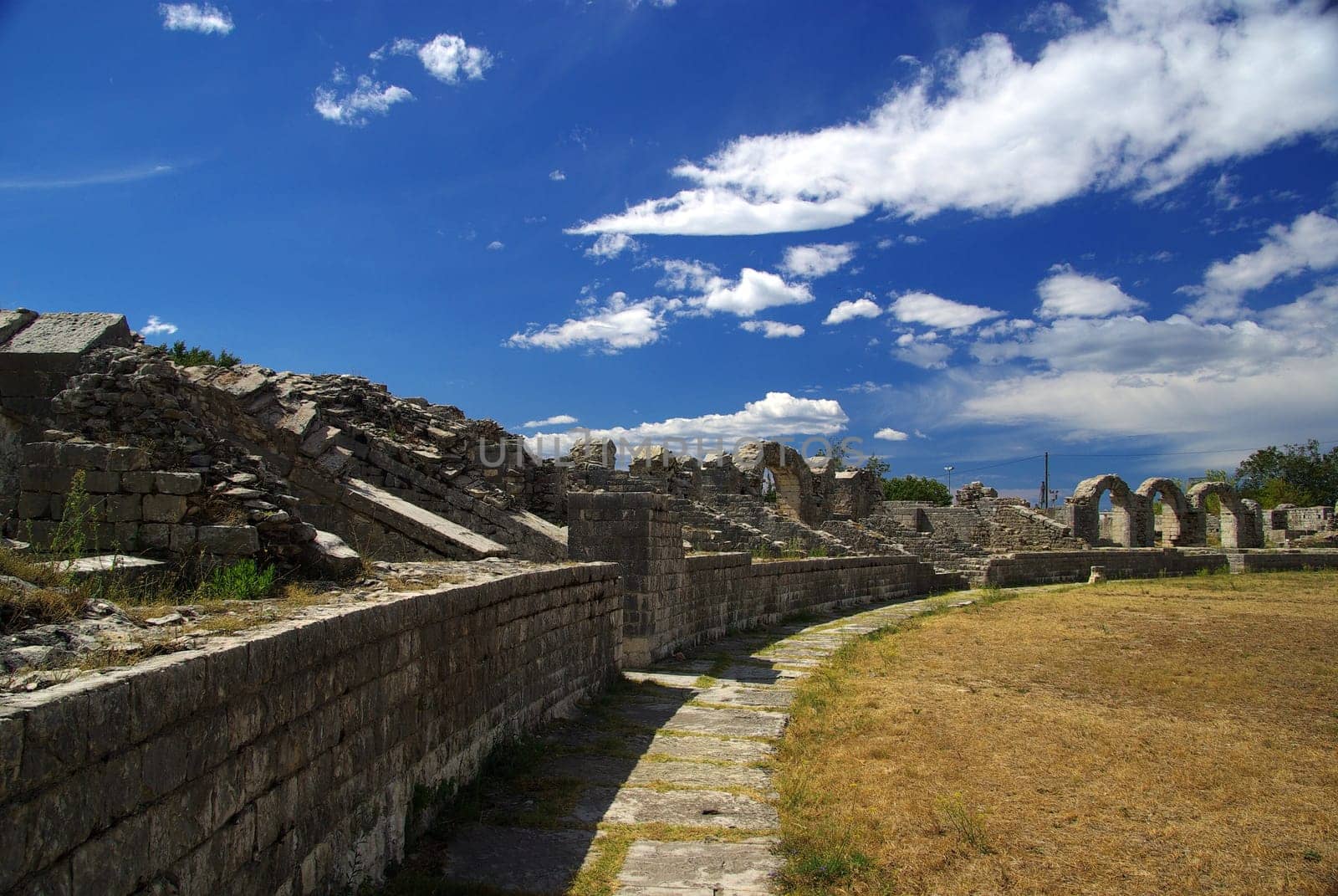 Salona 10