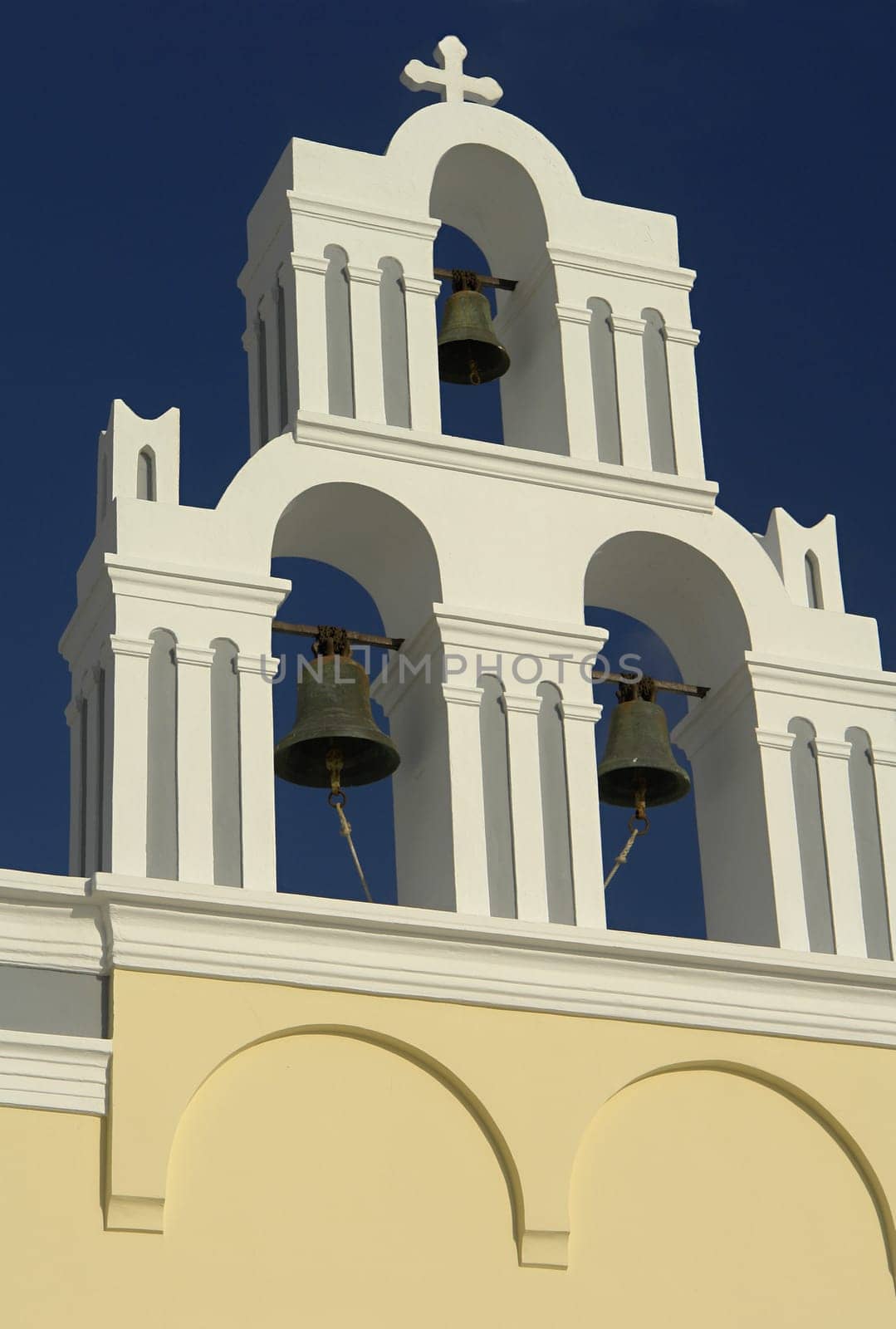 Glockenturm auf Satorin