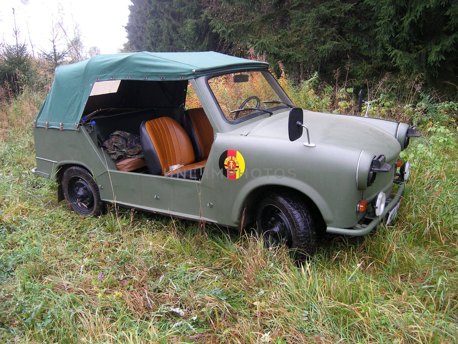 Army - Trabbi