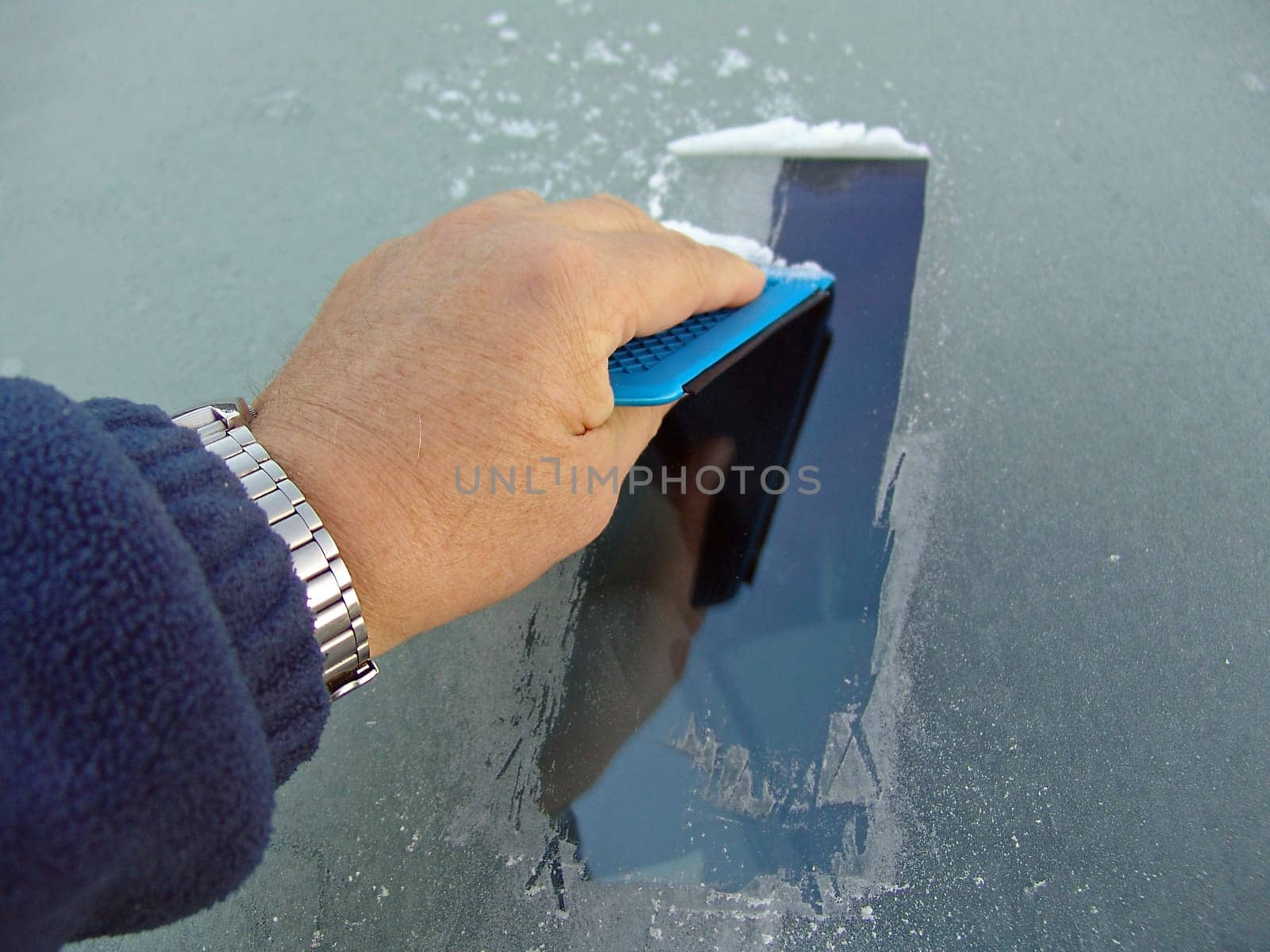 Ice scraping