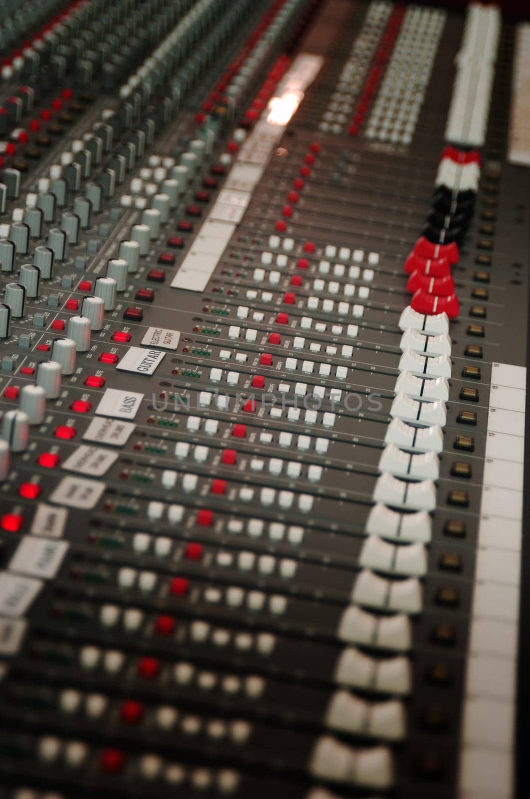 mixing console