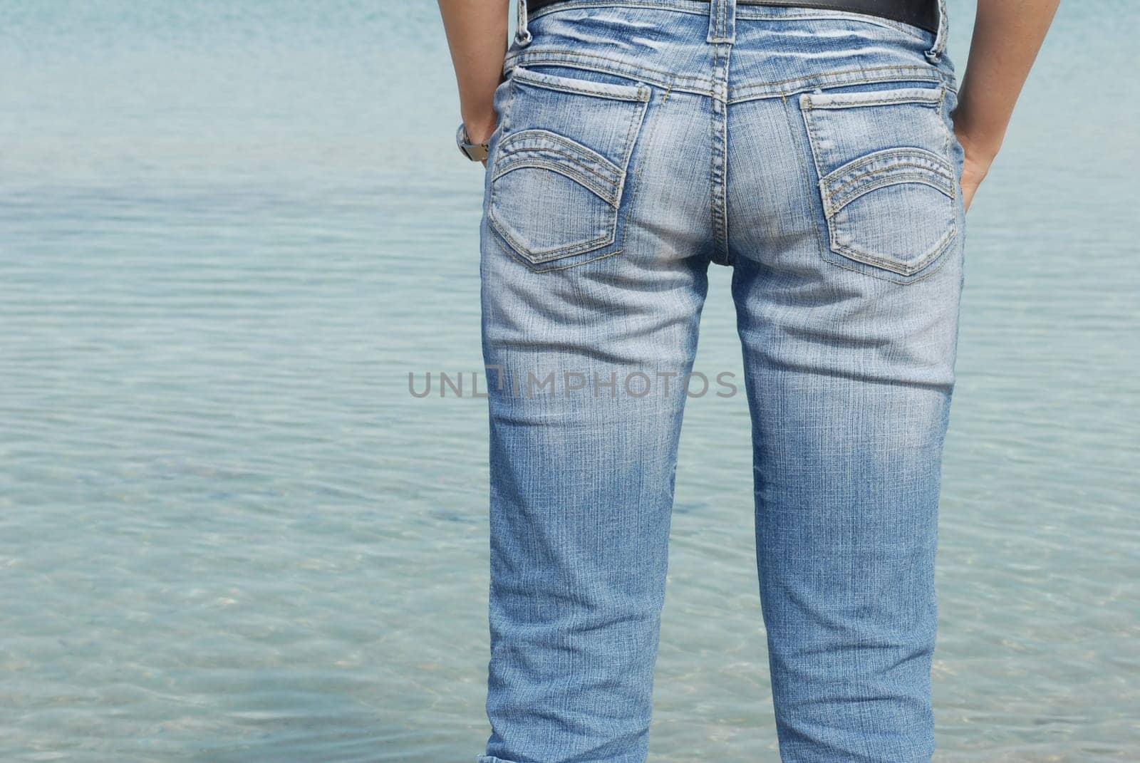 Jeans and the sea