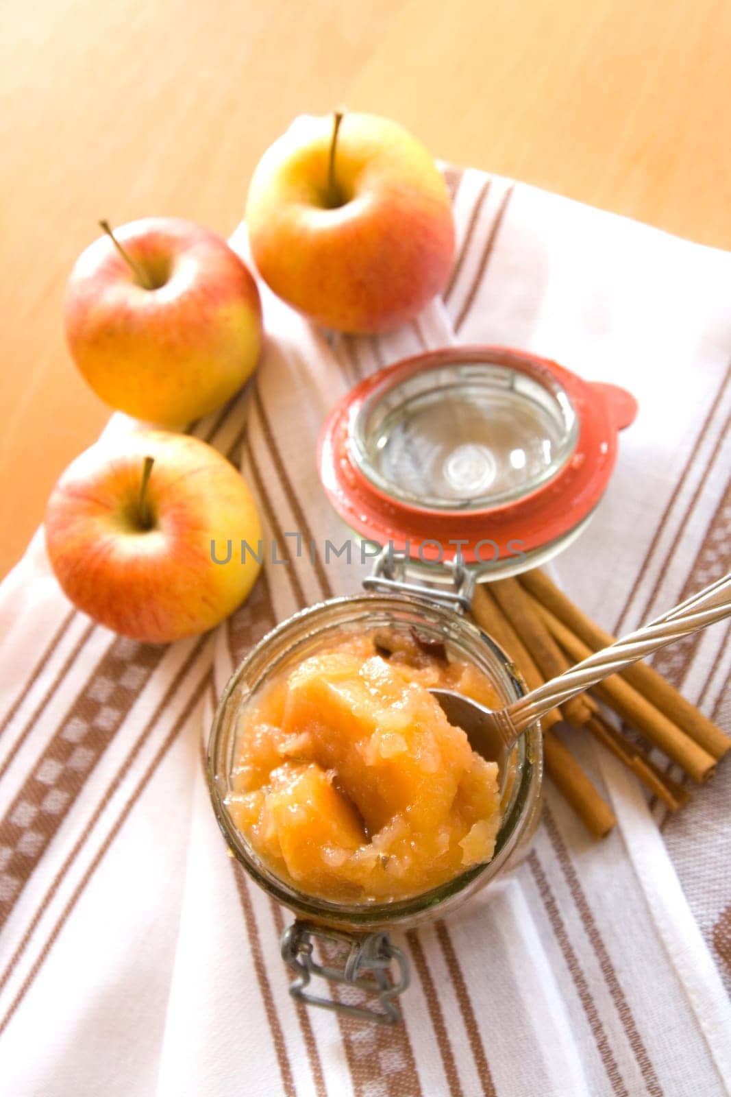 Apple compote