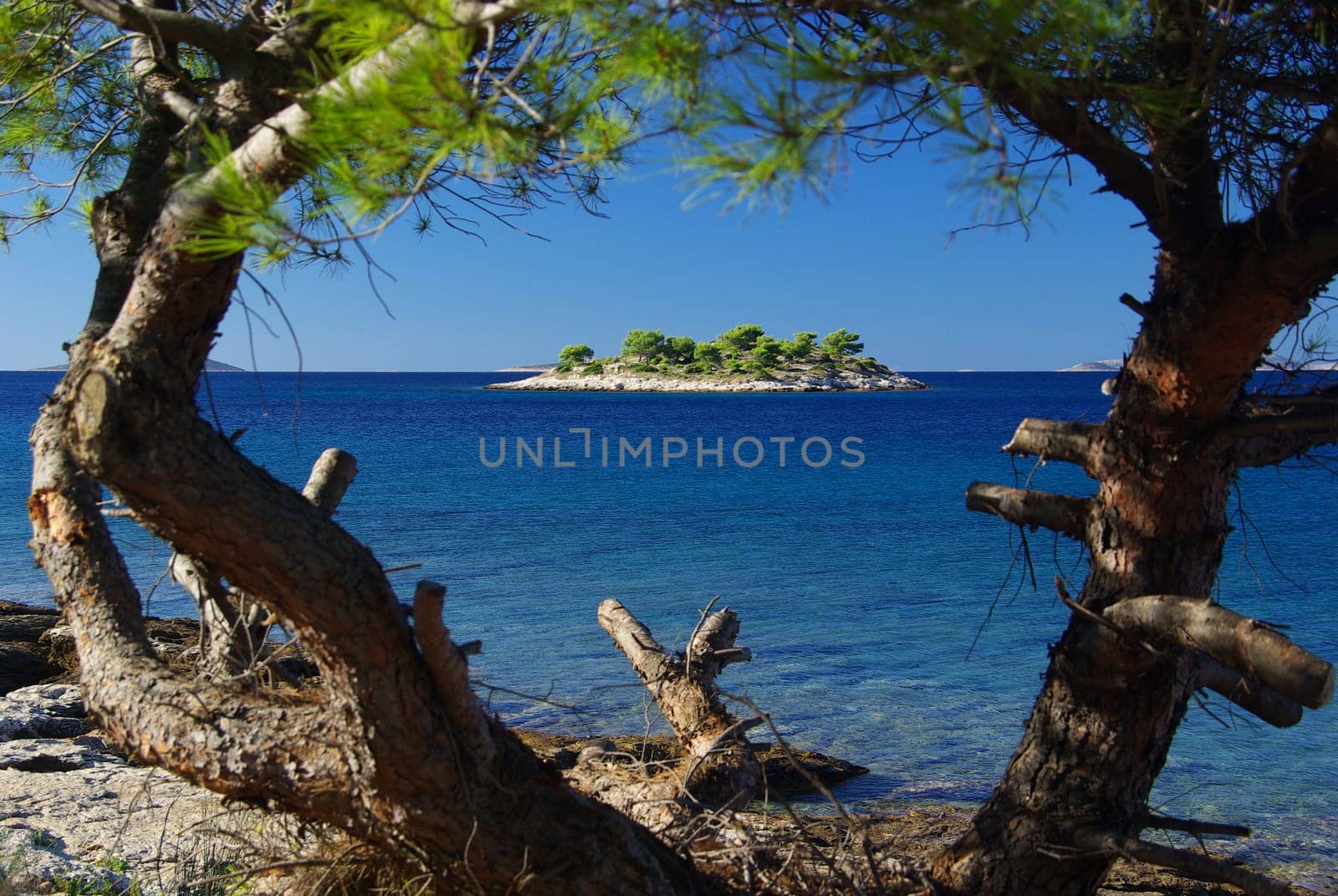 Murter Island in front of the island 02