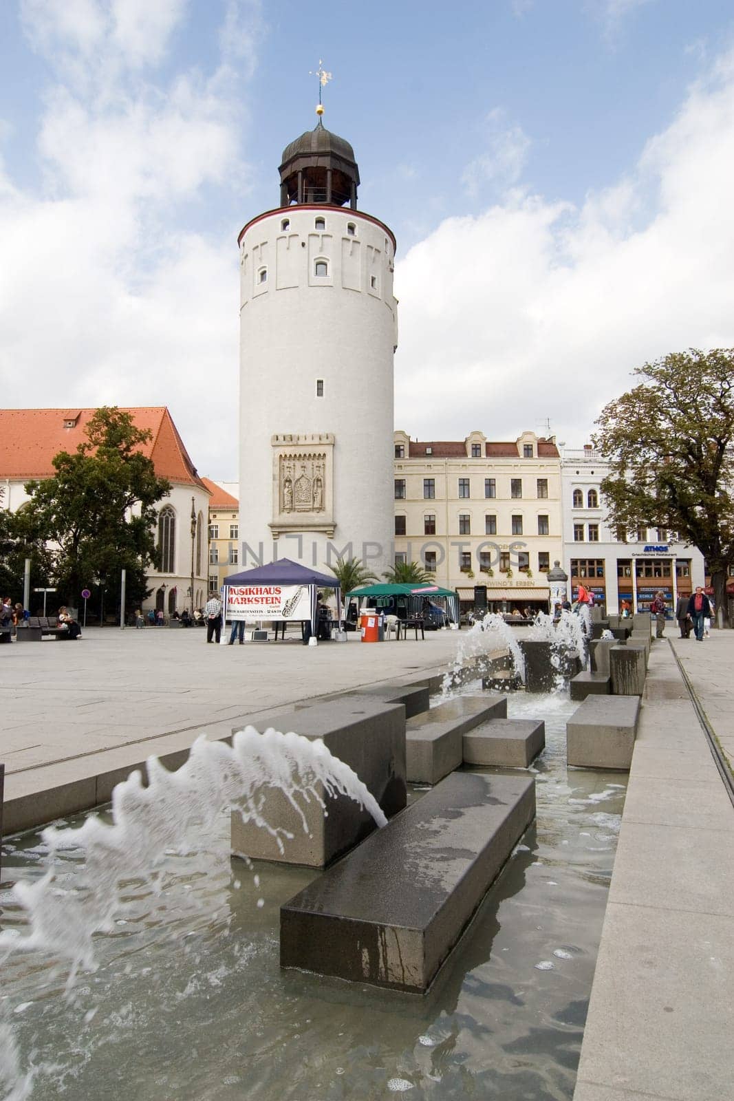 At the Frauenturm