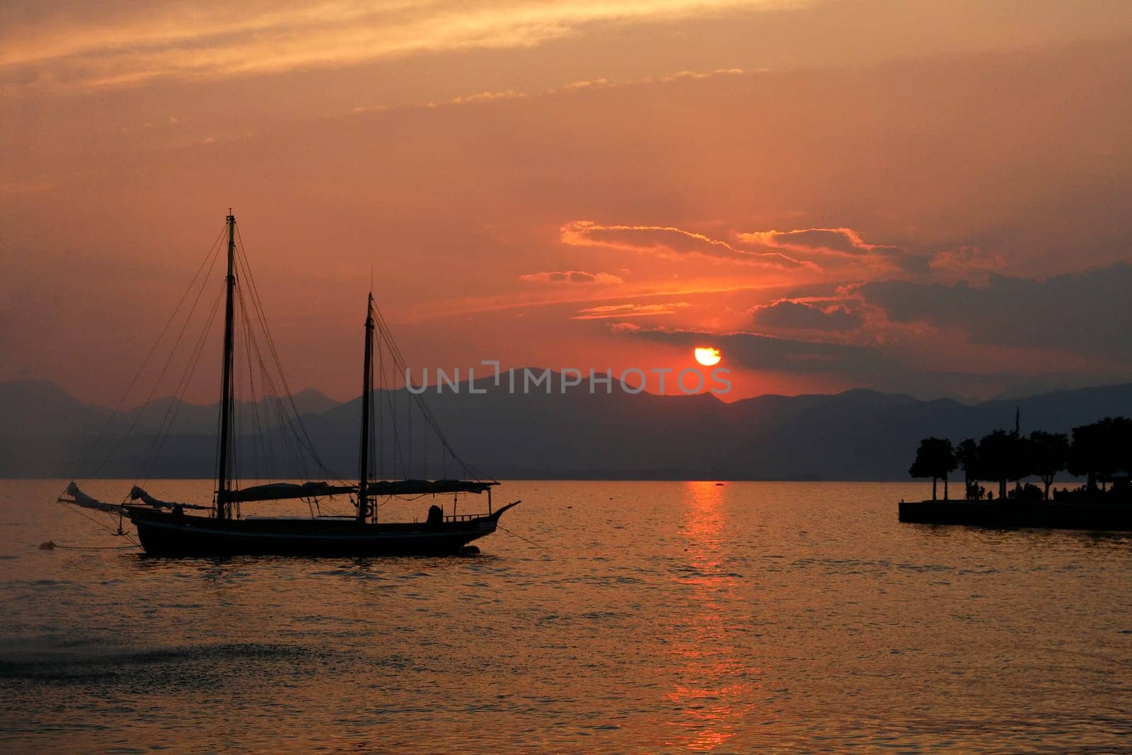 Evening atmosphere at Bardolino