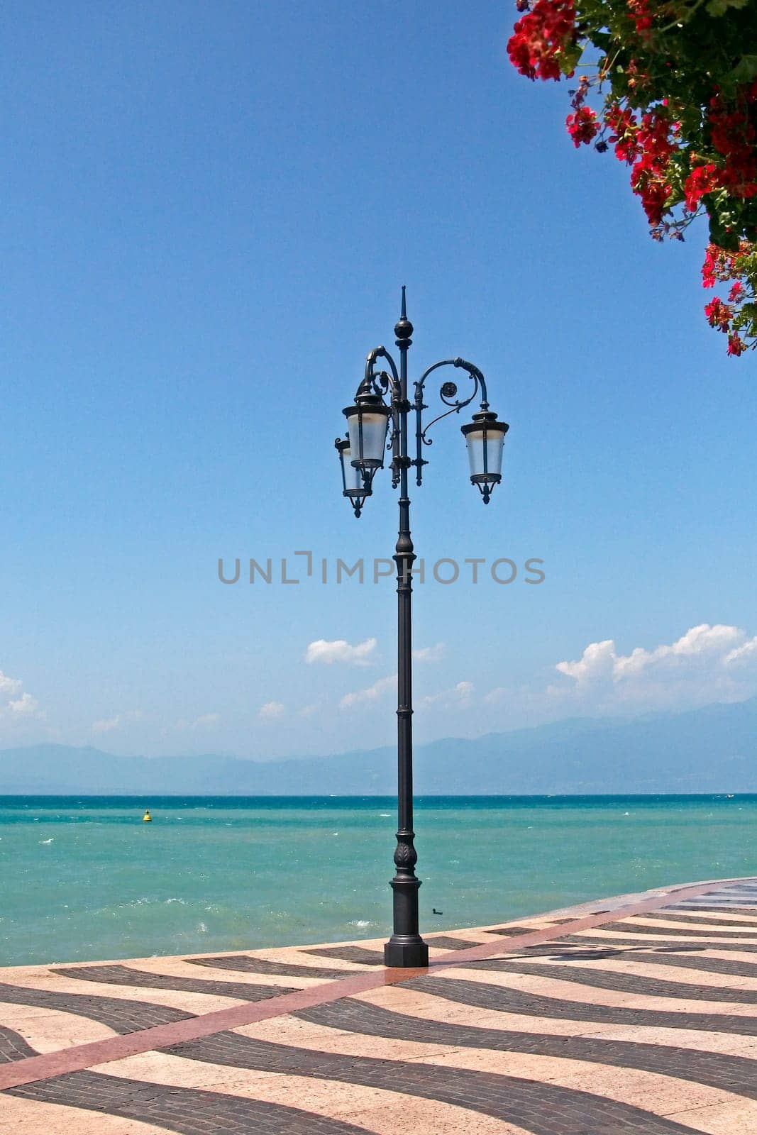 Lazise, Uferpromenade am Gardasee