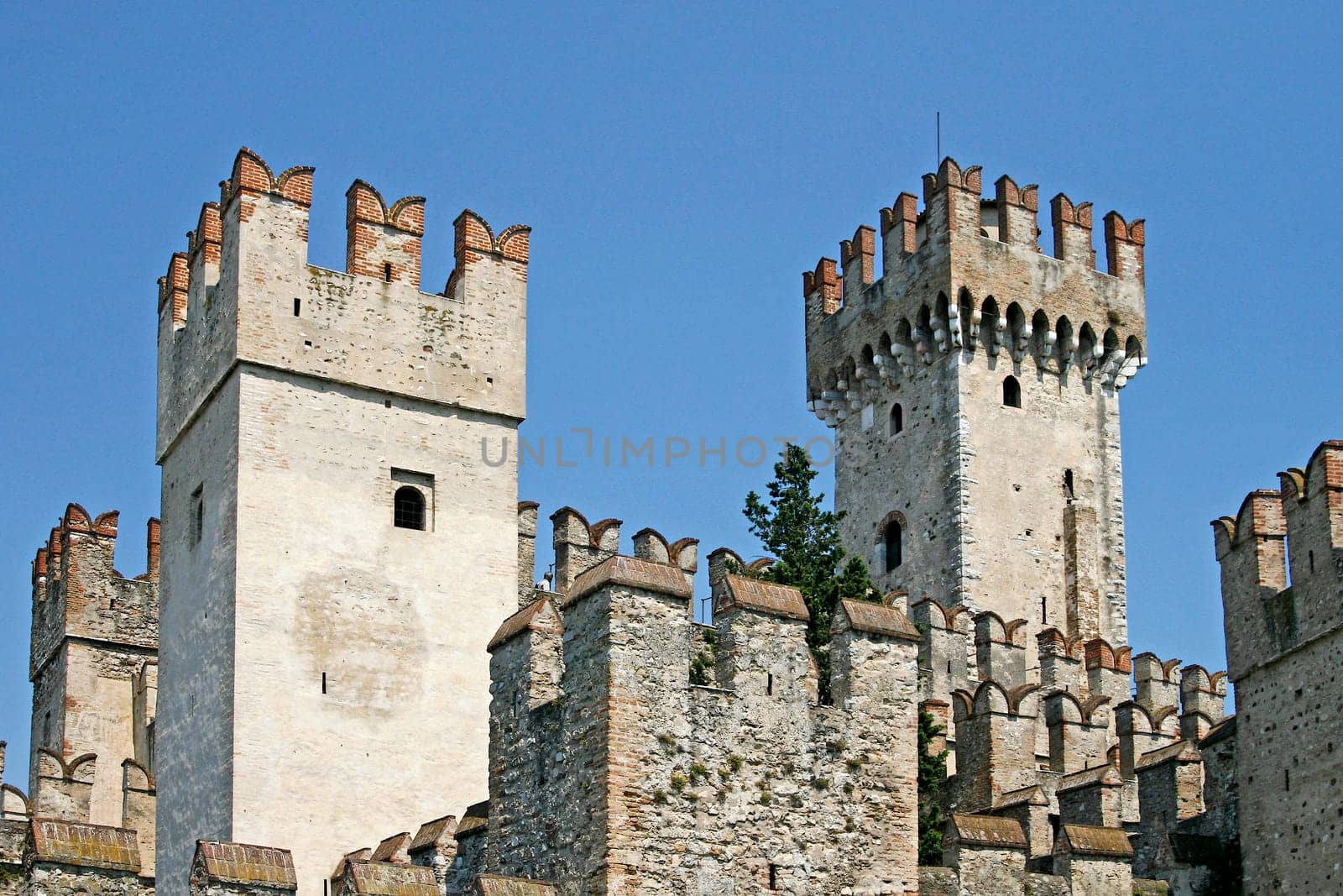 Sirmione, Skaligerburg