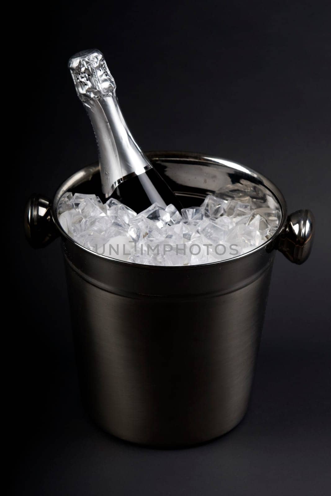 Champagne bucket