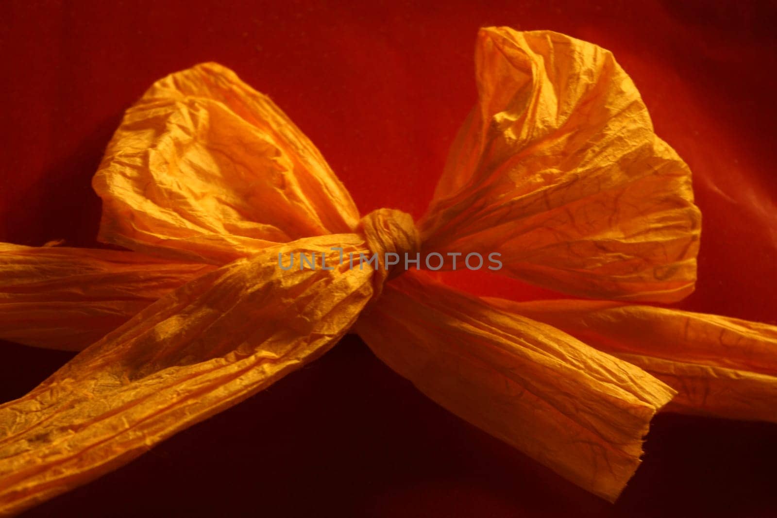 Bow orange