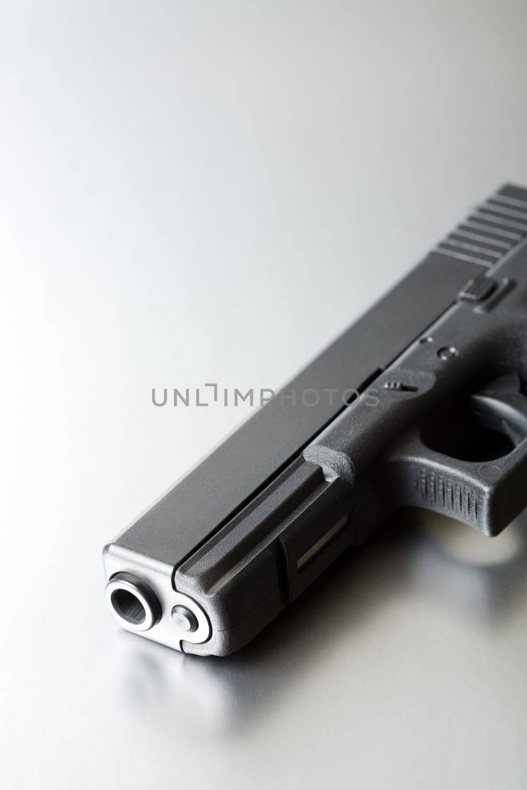 gun 9mm modern handgun