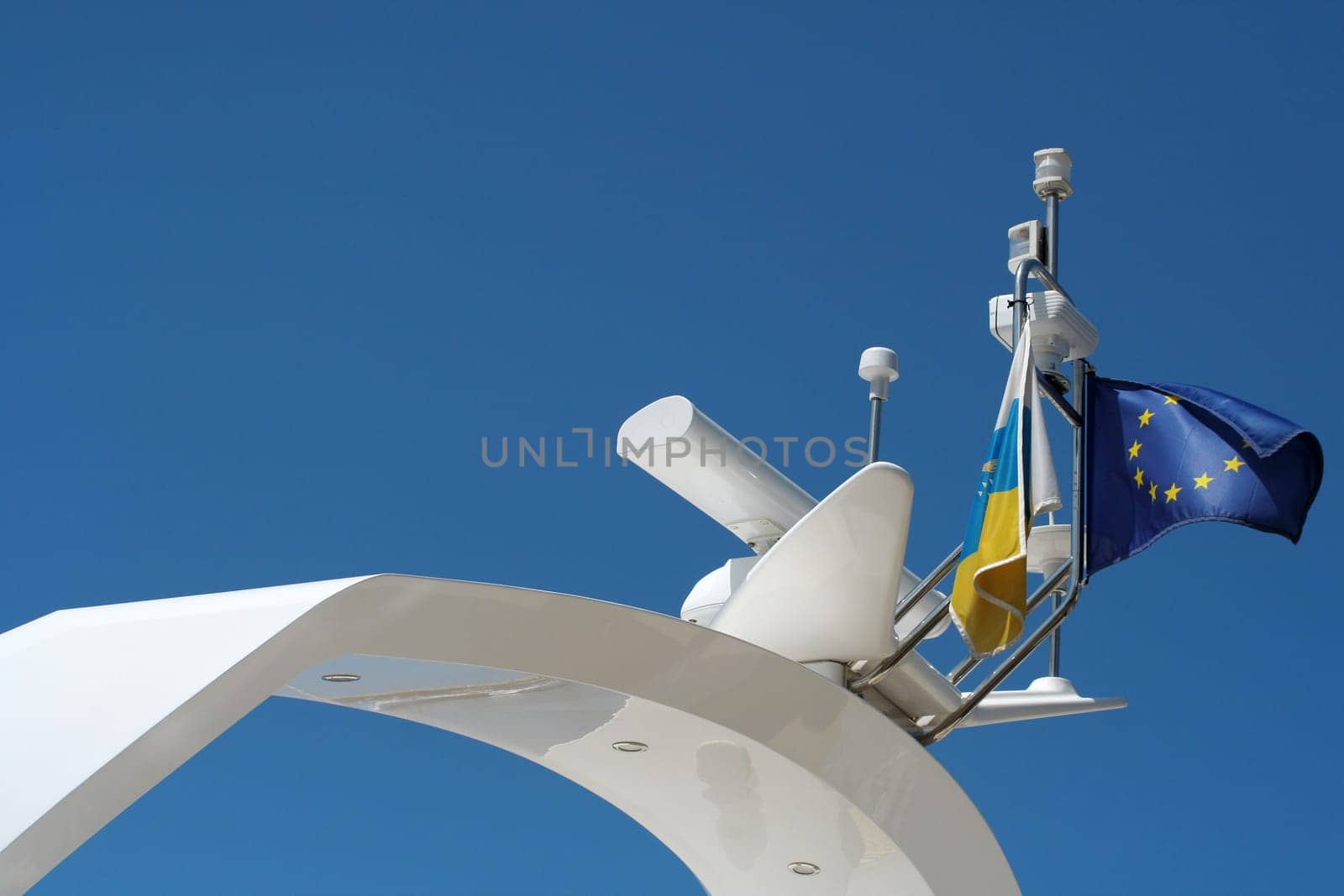 Ship's radar